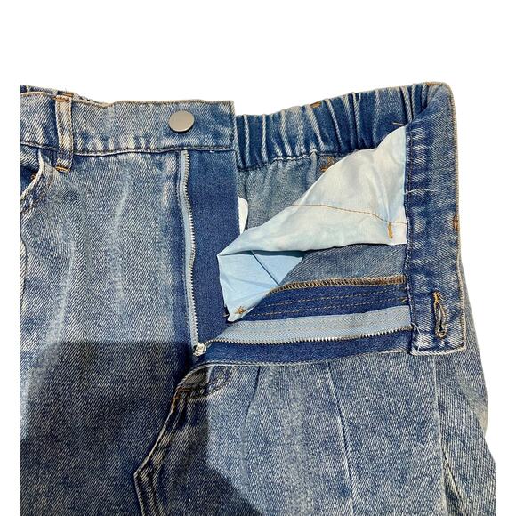 New Pleated Maxi Acid Washed Denim Skirt - Women’s Size L - INTERMIX - Picture 4 of 9